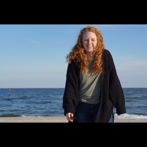 Meet your Posher, Ally - Picture 3 of 3